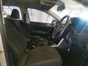 Volkswagen Polo hatch 1.0TSI Comfortline - Image 12