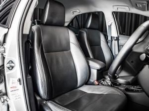 Toyota Corolla 1.8 Exclusive auto - Image 12