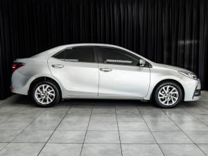 Toyota Corolla 1.8 Exclusive auto - Image 4