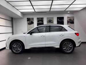 Audi Q3 Sportback 35TDI Black Edition - Image 4