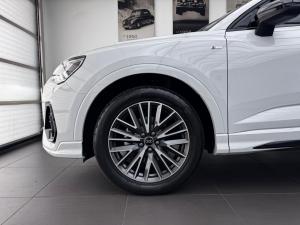 Audi Q3 Sportback 35TDI Black Edition - Image 3