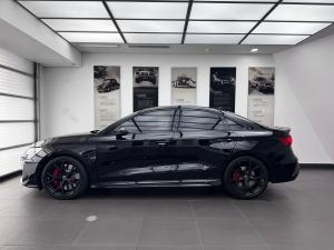 Audi RS3 sedan quattro Carbon Edition - Image 4