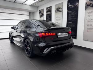 Audi RS3 sedan quattro Carbon Edition - Image 5