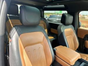 Land Rover Defender 90 P400 X - Image 14