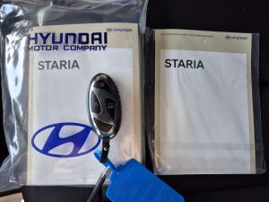 Hyundai Staria 2.2D Elite automatic - Image 19