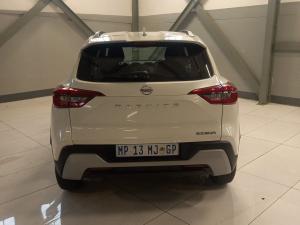 Nissan Magnite 1.0 Visia auto - Image 10