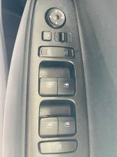 Hyundai Grand i10 1.2 Fluid hatch manual - Image 16