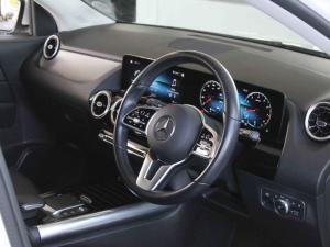 Mercedes-Benz GLA GLA200 - Image 11