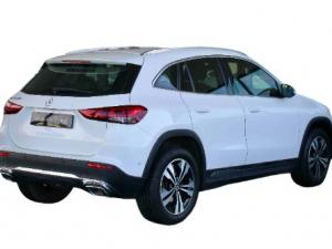 Mercedes-Benz GLA GLA200 - Image 3