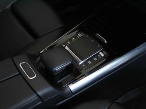 Mercedes-Benz GLA GLA200 - Image 9