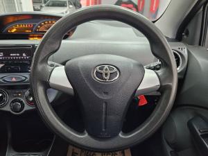 Toyota Etios sedan 1.5 Sprint - Image 8