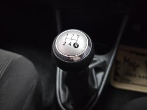 Toyota Etios sedan 1.5 Sprint - Image 10