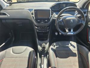 Peugeot 208 1.2T GT Line - Image 6