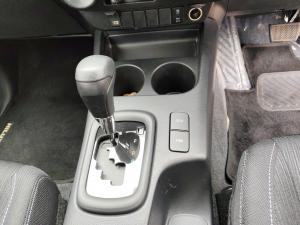 Toyota Hilux 2.4GD-6 double cab Raider auto - Image 13