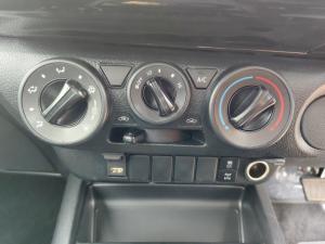Toyota Hilux 2.4GD-6 double cab Raider auto - Image 17