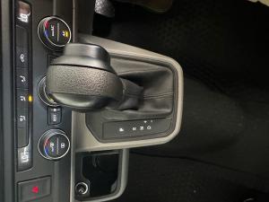 Volkswagen Transporter 2.0BiTDI Kombi SWB Trendline Plus 4Motion - Image 12