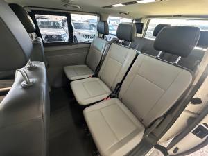 Volkswagen Transporter 2.0BiTDI Kombi SWB Trendline Plus 4Motion - Image 17