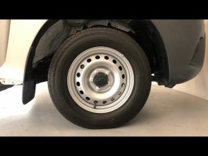 Toyota Hilux 2.4GD single cab S - Image 17