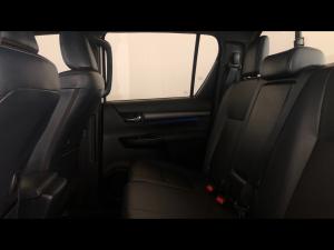 Toyota Hilux 2.8GD-6 double cab 4x4 Legend RS manual - Image 11