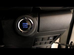 Toyota Hilux 2.8GD-6 double cab 4x4 Legend RS manual - Image 16