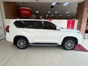 Toyota Land Cruiser Prado 2.8GD VX-L - Image 3