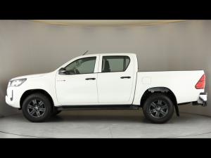 Toyota Hilux 2.4GD-6 double cab 4x4 Raider manual - Image 22