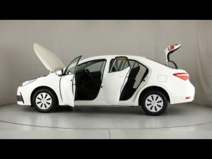 Toyota Corolla Quest 1.8 Plus manual - Image 11