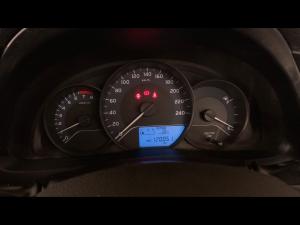 Toyota Corolla Quest 1.8 Plus manual - Image 23