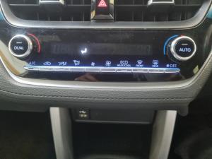 Toyota Corolla Cross 1.8 XS - Image 15