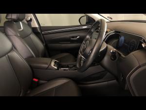 Hyundai Tucson 2.0D Elite - Image 10