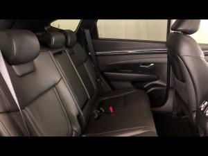 Hyundai Tucson 2.0D Elite - Image 12