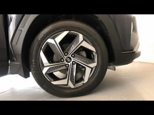 Hyundai Tucson 2.0D Elite - Image 17