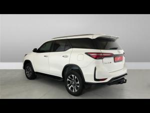 Toyota Fortuner 2.4GD-6 4x4 - Image 8