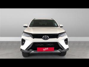 Toyota Fortuner 2.4GD-6 4x4 - Image 4