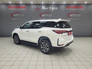 Toyota Fortuner 2.4GD-6 4X4 automatic - Image 10