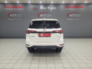 Toyota Fortuner 2.4GD-6 4X4 automatic - Image 5