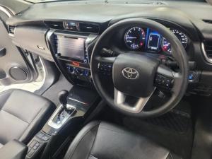 Toyota Fortuner 2.4GD-6 4X4 automatic - Image 8