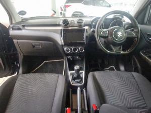 Suzuki Swift 1.2 GLX - Image 6
