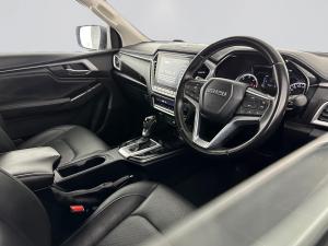 Isuzu D-MAX 3.0 Ddi LSE automatic E/CAB - Image 14