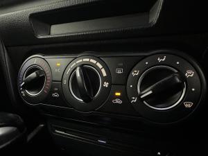 Mazda MAZDA3 1.6 Dynamic 5-Door automatic - Image 10