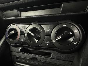 Mazda CX-3 2.0 Active automatic - Image 9