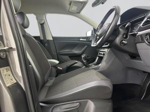 Volkswagen T-CROSS 1.5 TSI R-LINE DSG - Image 12