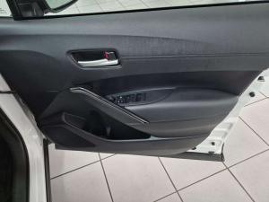 Toyota Corolla Cross 1.8 GR-S Hybrid - Image 8