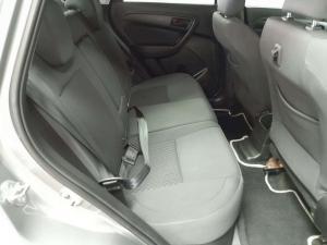 Toyota Urban Cruiser 1.5 Xs - Image 12