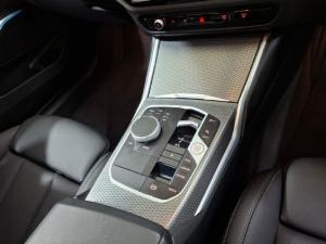 BMW 3 Series 318i M Sport - Image 9