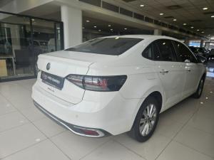 Volkswagen Polo sedan 1.6 Life auto - Image 3