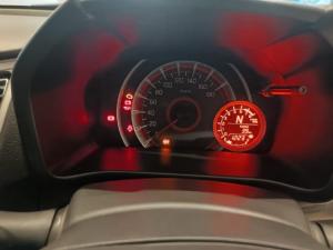 Toyota Vitz 1.0 XR auto - Image 9