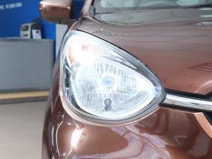 Toyota Vitz 1.0 XR manual - Image 7