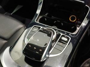 Mercedes-Benz C-Class C200 - Image 9