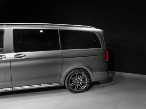Mercedes-Benz V-Class V300d Exclusive - Image 27